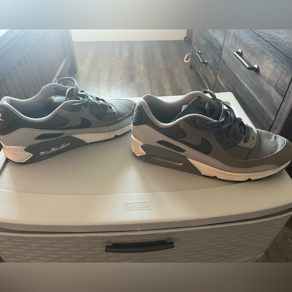 Nike Shoes Nike Airs 15 Havent Been Worn In Months Fairly New Great Shoe Poshmark